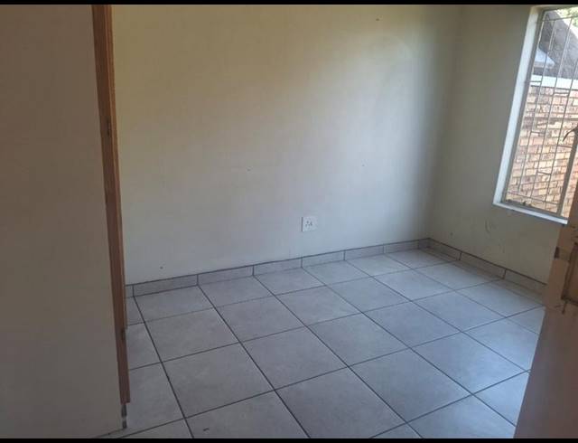 3 BEDROOM DUPLEX FOR SALE IN VANDERBIJLPARK SE 3